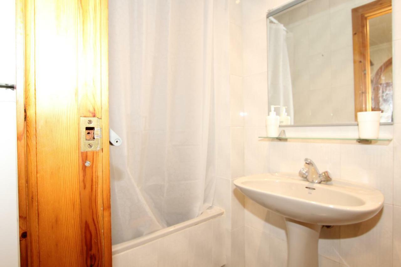Viviendavelarde Apartment Malaga Exterior photo